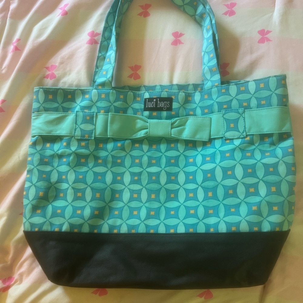 Luci Bags Extra Large Bow Tote in Seabreeze